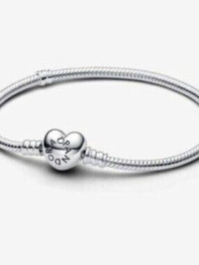 💞💞💖 Pandora Silver Snake Chain Bracelet